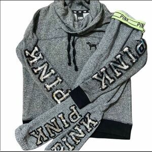 VS PINK RARE FASHION SHOW OUTFIT SET S
